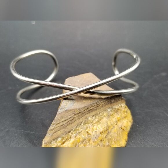 Sold  - Picture 1 of 3